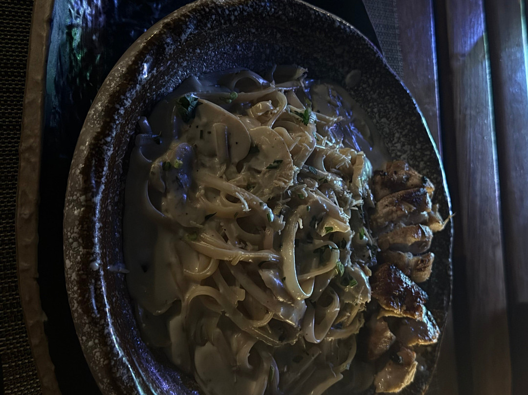 中铁尼雷尔大酒店主图