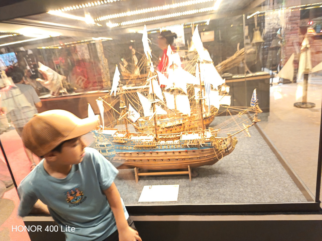 Aventura Pirata-康泊琉海水浴场必去景点