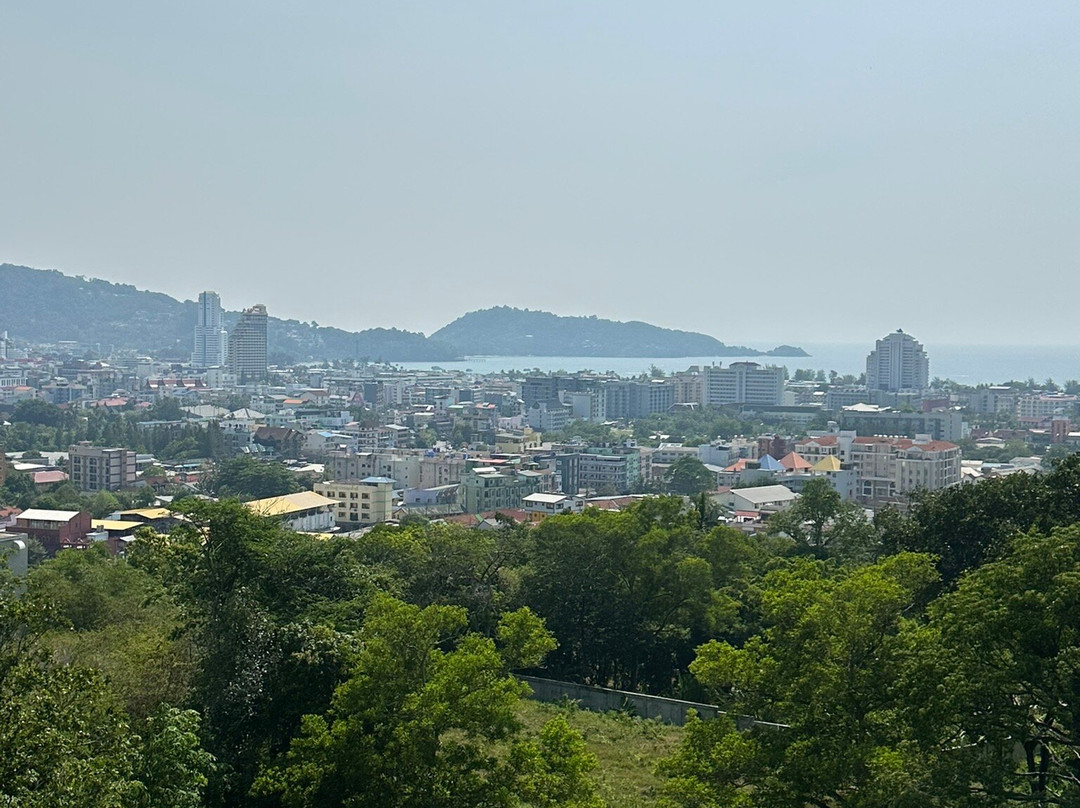 安逸普吉岛芭东酒店主图