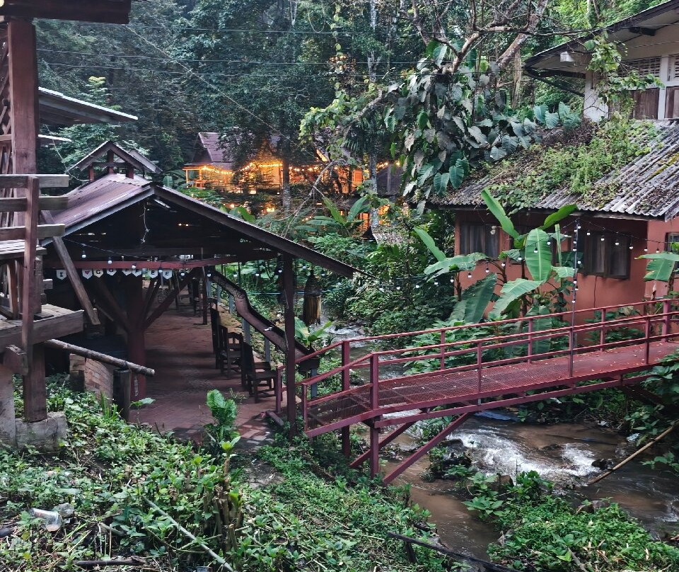 Mae Kampong Village-夜安必去景点