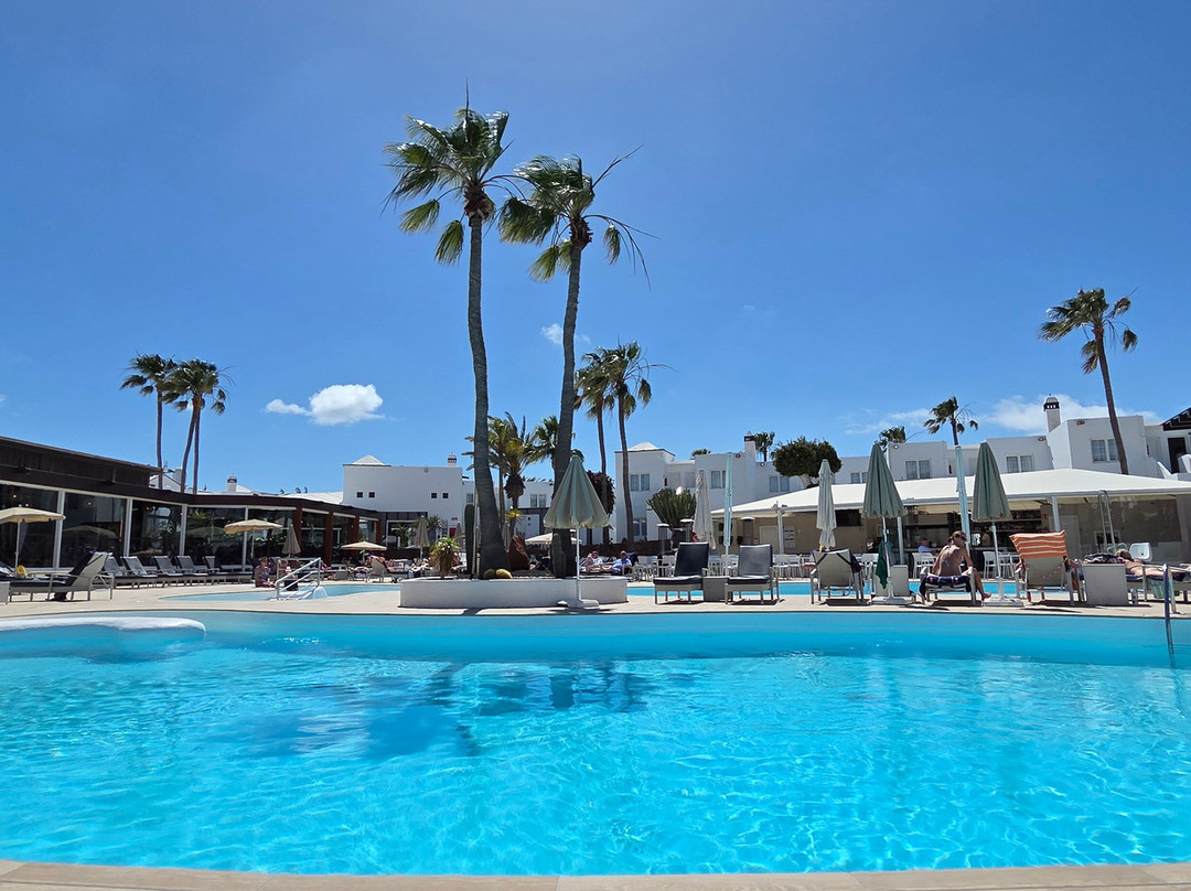 H10怀特精品套房酒店-仅限成人主图