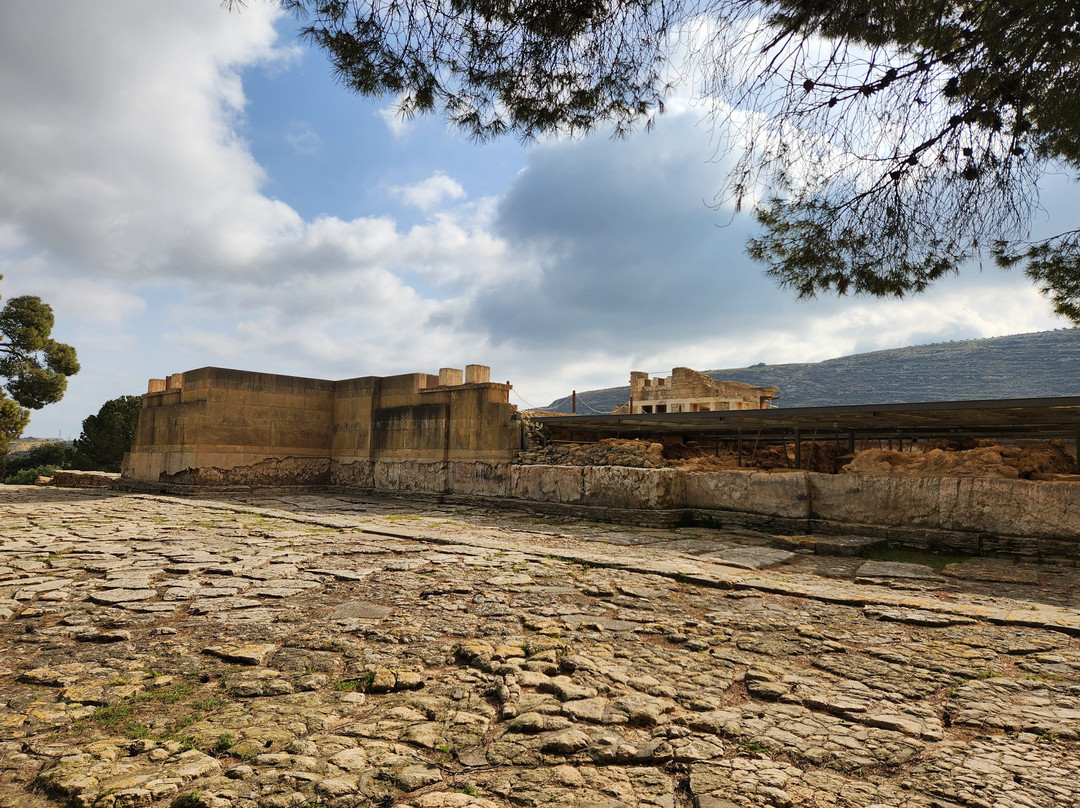Tour Guides Crete-雷斯蒙必去景点