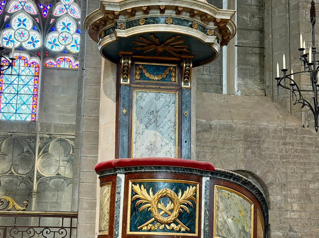 Carcassonne Cathedral-卡尔卡松必去景点