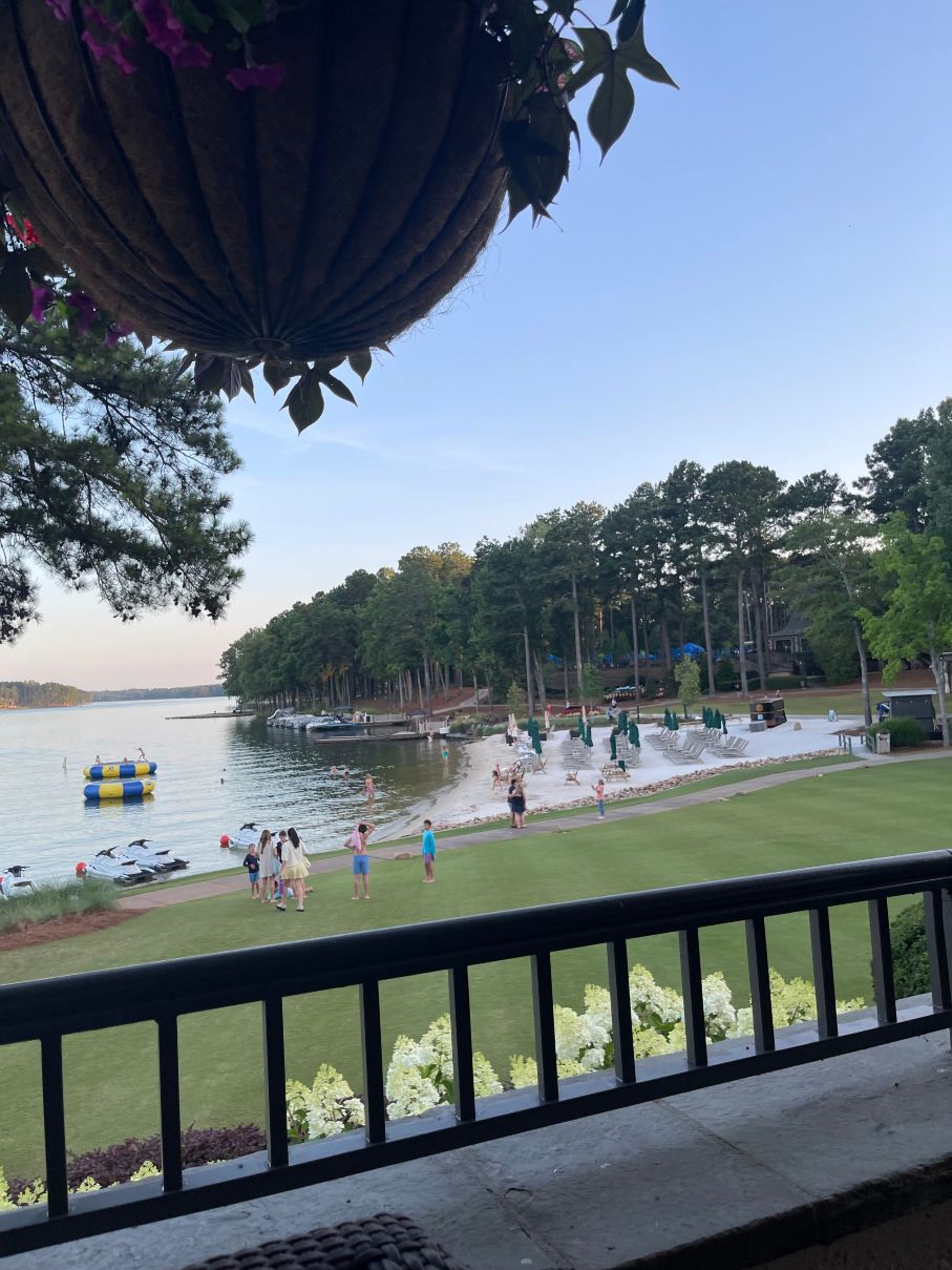 奥科尼湖雷诺兹丽思卡尔顿度假酒店-旅行者