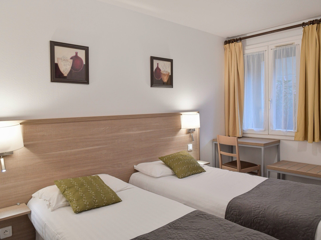 Hôtel les Comtes de Pardiac主图
