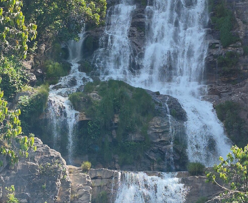 Santa Barbara Waterfall-Cavalcante必去景点