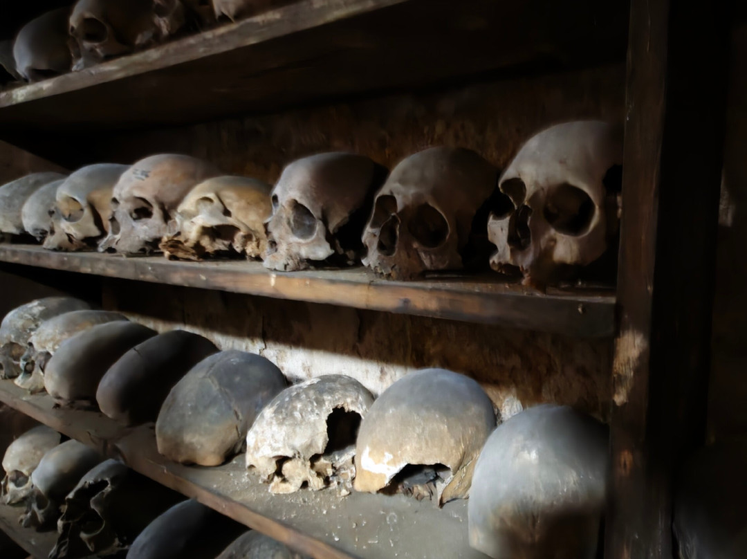 Rothwell Bone Crypt-Rothwell必去景点