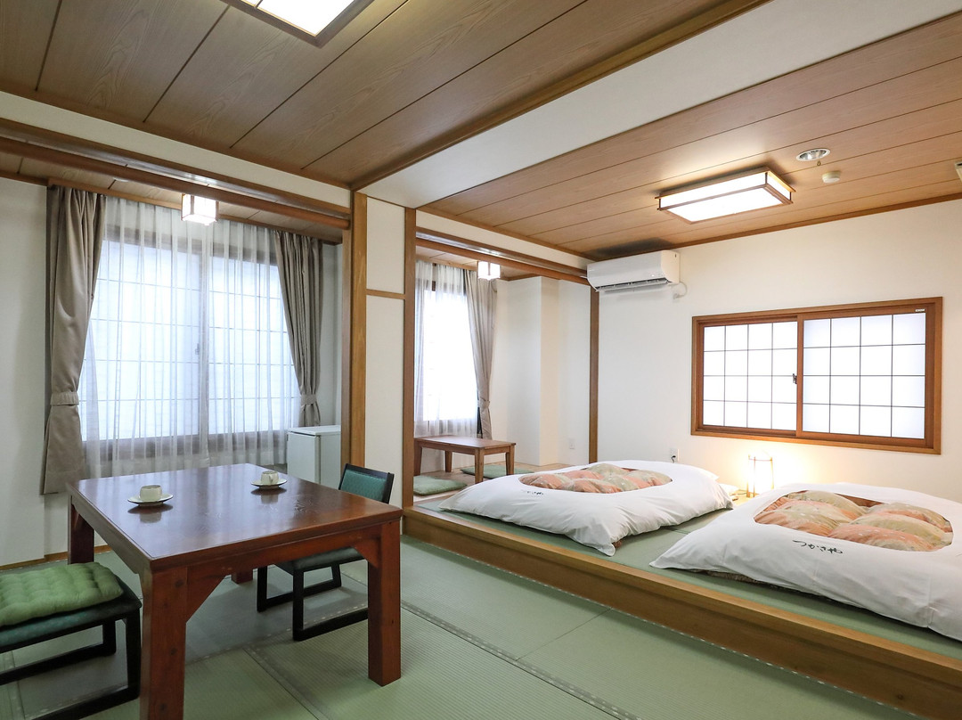 雅司旅馆