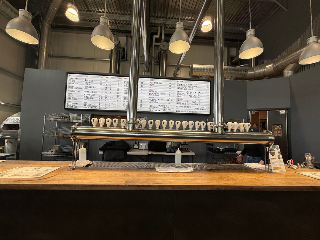 Bearpaw River Brewing Company-瓦西拉必去景点