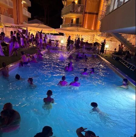 Club Family Hotel Tintoretto-泳池