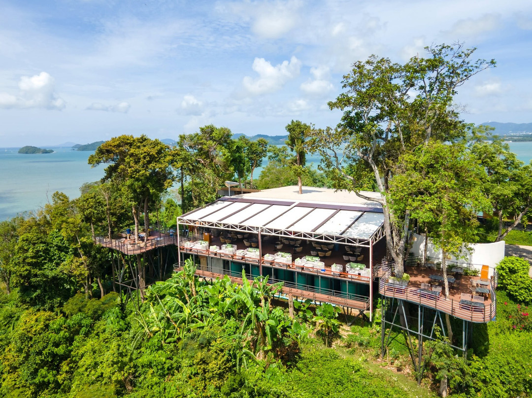 Starbuck by Hilltop Cafe Sinae Phuket