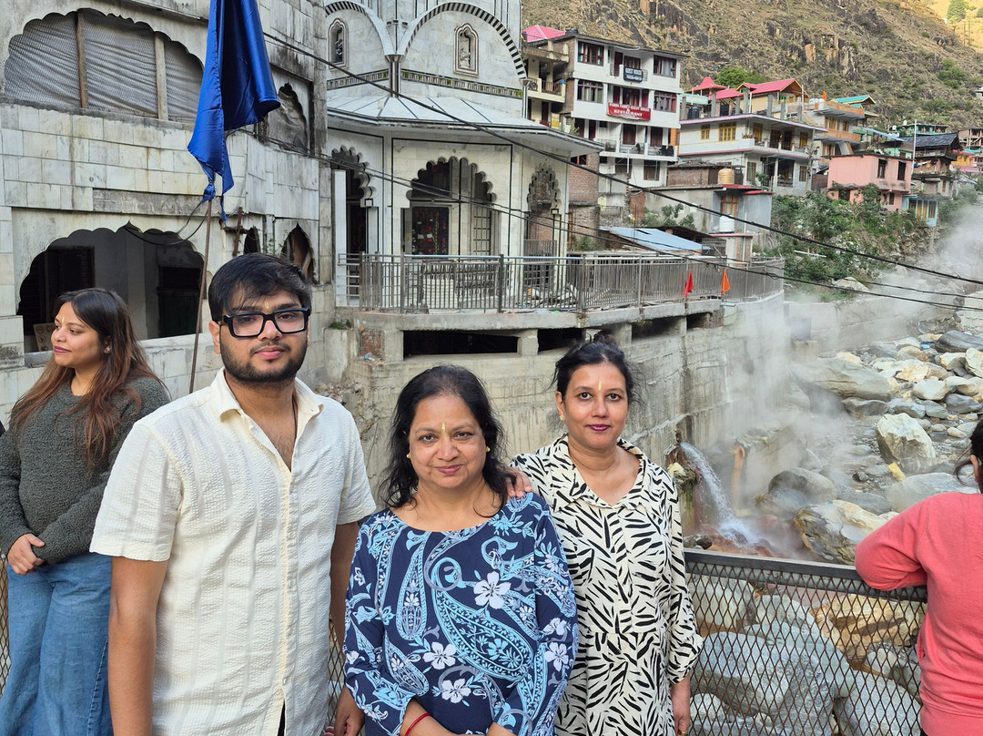 Sri Guru Nanak Devji Gurudwara-Manikaran必去景点