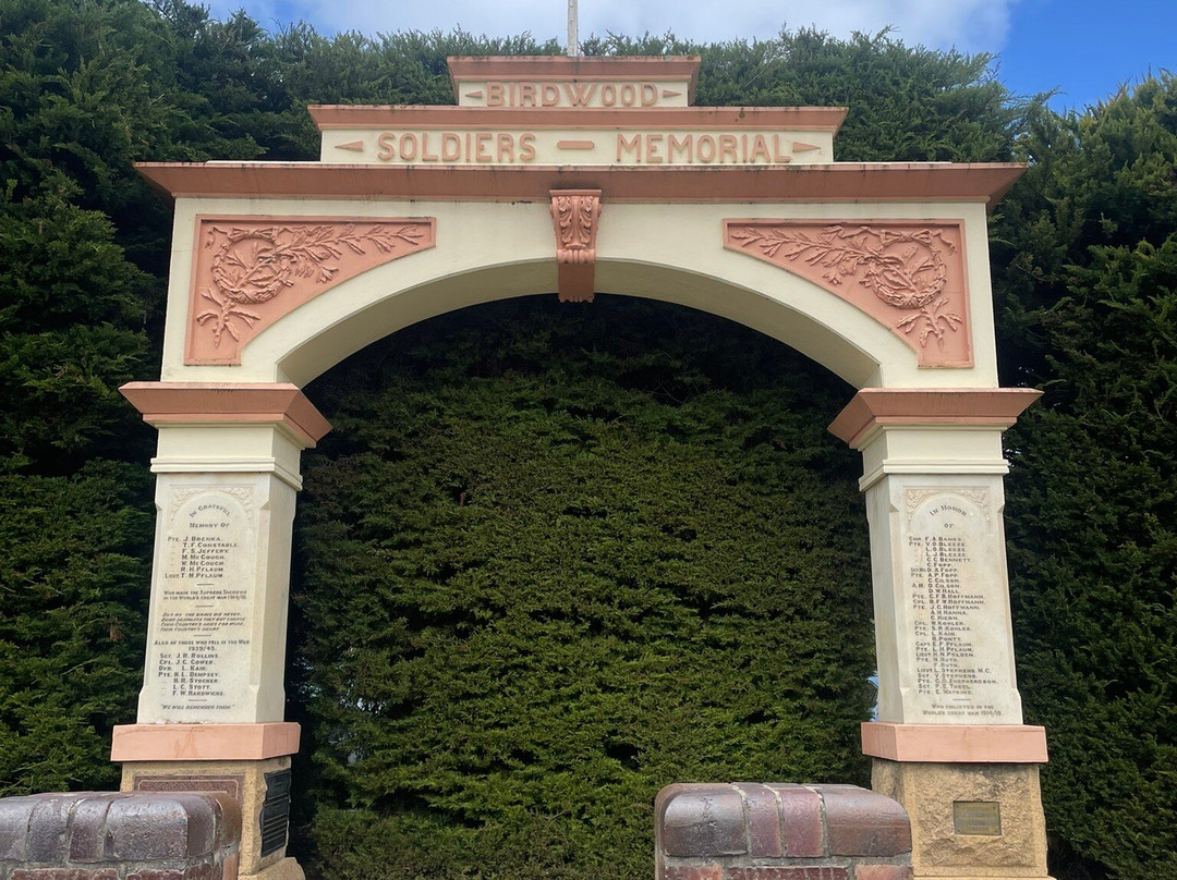 Birdwood Soldiers Memorial-Birdwood必去景点