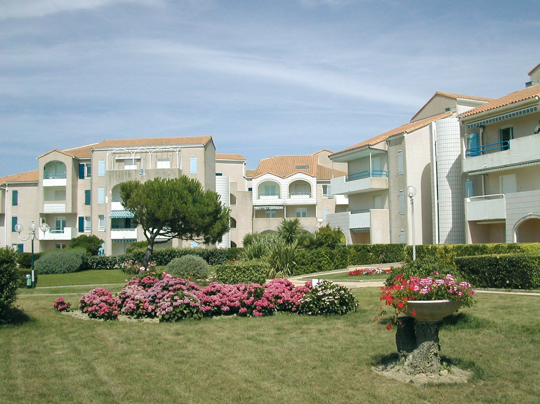 Lagrange Classic Residence les Marines