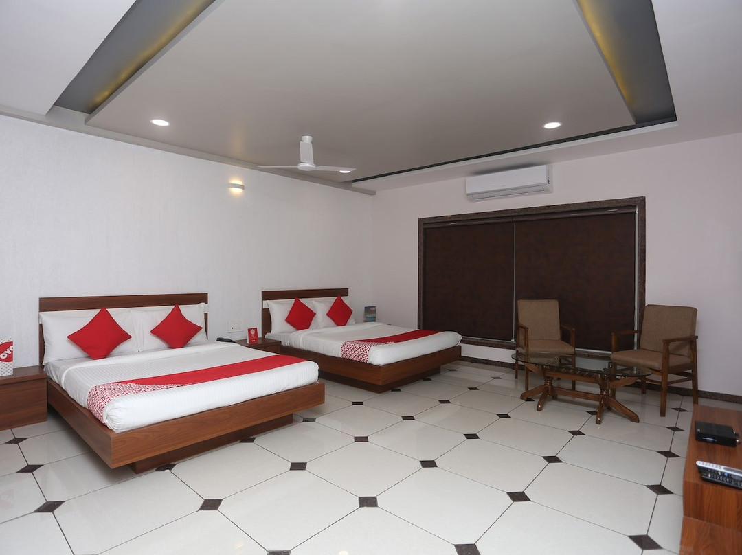 Delawadi酒店住宿-OYO 19312 Hotel Shiv Shakti