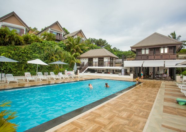 The Crow's Nest Resort-官方