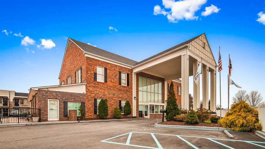 Best Western Hendersonville Inn-官方