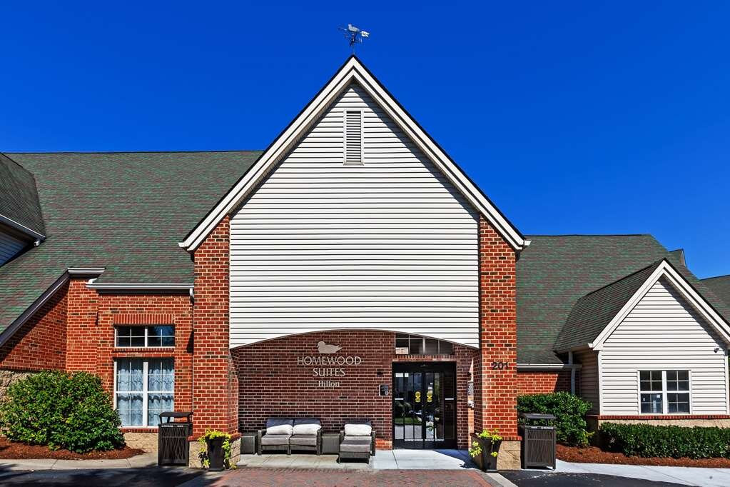 Homewood Suites by Hilton Greensboro主图