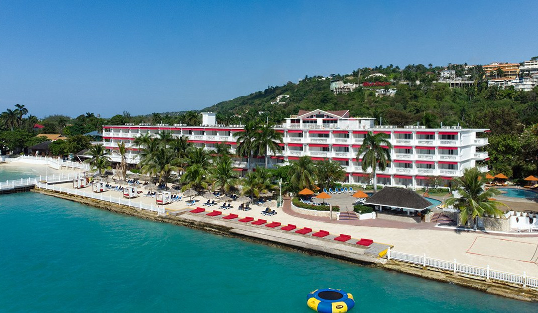 Grand Decameron Montego Beach, A Trademark All Inclusive