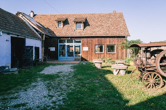 Moara Veche-Hosman必去景点