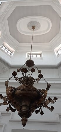 莱昂诺尔德阿基塔尼亚酒店主图