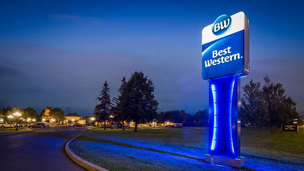 Best Western Parkway Inn & Conference Centre主图