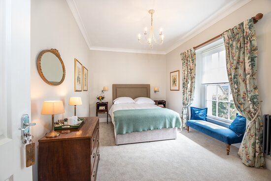 Baskerville House-客卧
