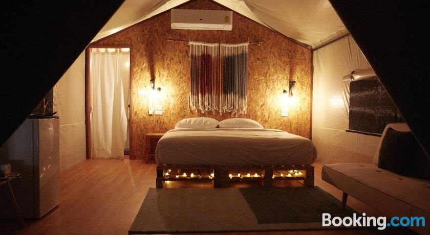 Piromrat Glamping Tents