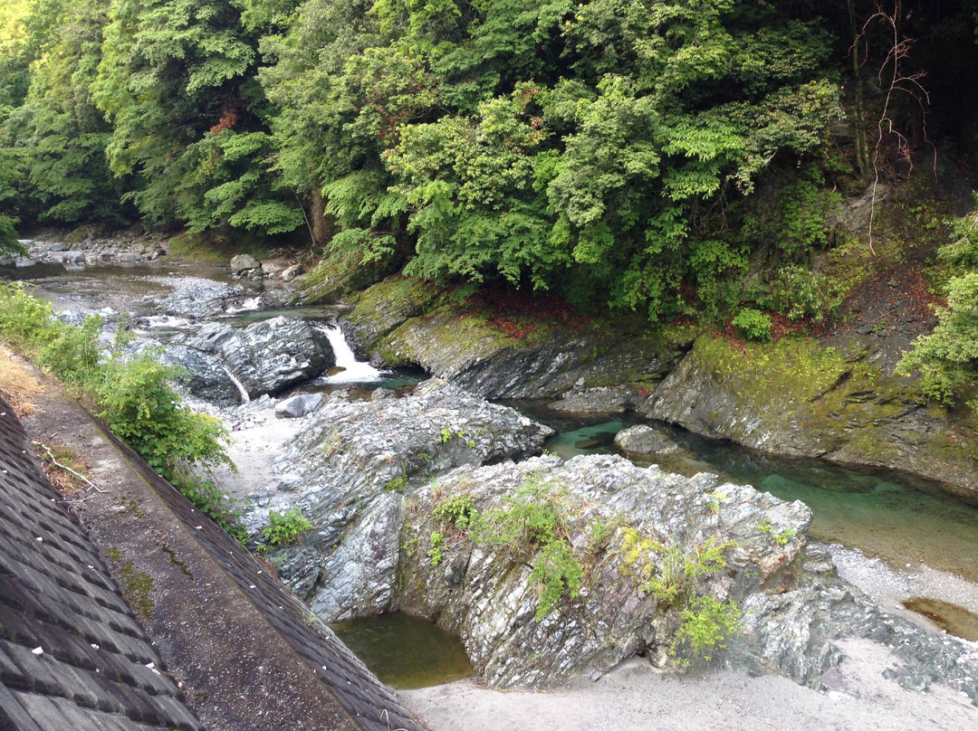 Nakagawa Onsen Bunanoyu-山北町必去景点