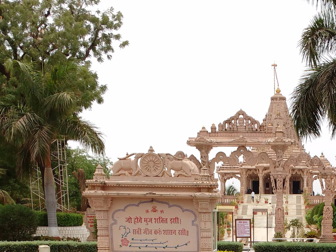 Shree Pavapuri Tirtvh Jiv Metri Dham Temple景点图片