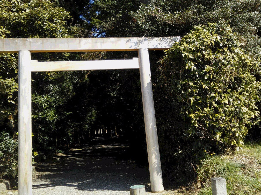 Kanomihatadono Shrine景点图片
