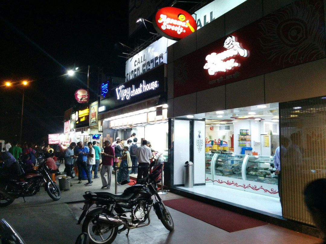 Chhappan Dukan Indore-印多尔必去景点