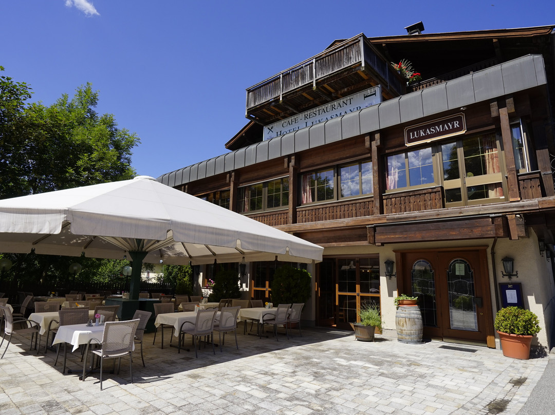 Bruck an der Grossglocknerstrasse餐馆和美食-Restaurant LukasMayr