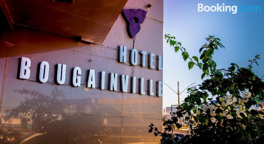 Bougainville Barreiras主图