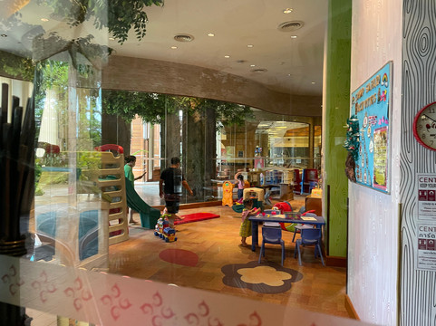 芭堤雅盛泰澜幻影海滩度假村主图