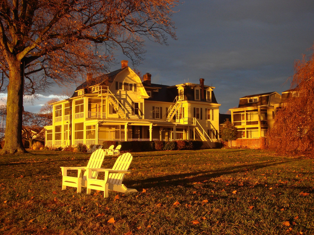 Sandaway Suites & Beach主图