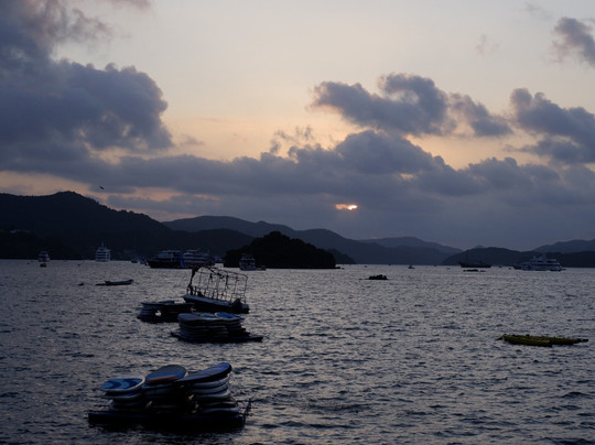西贡海滨乐园购物天地-香港必去景点