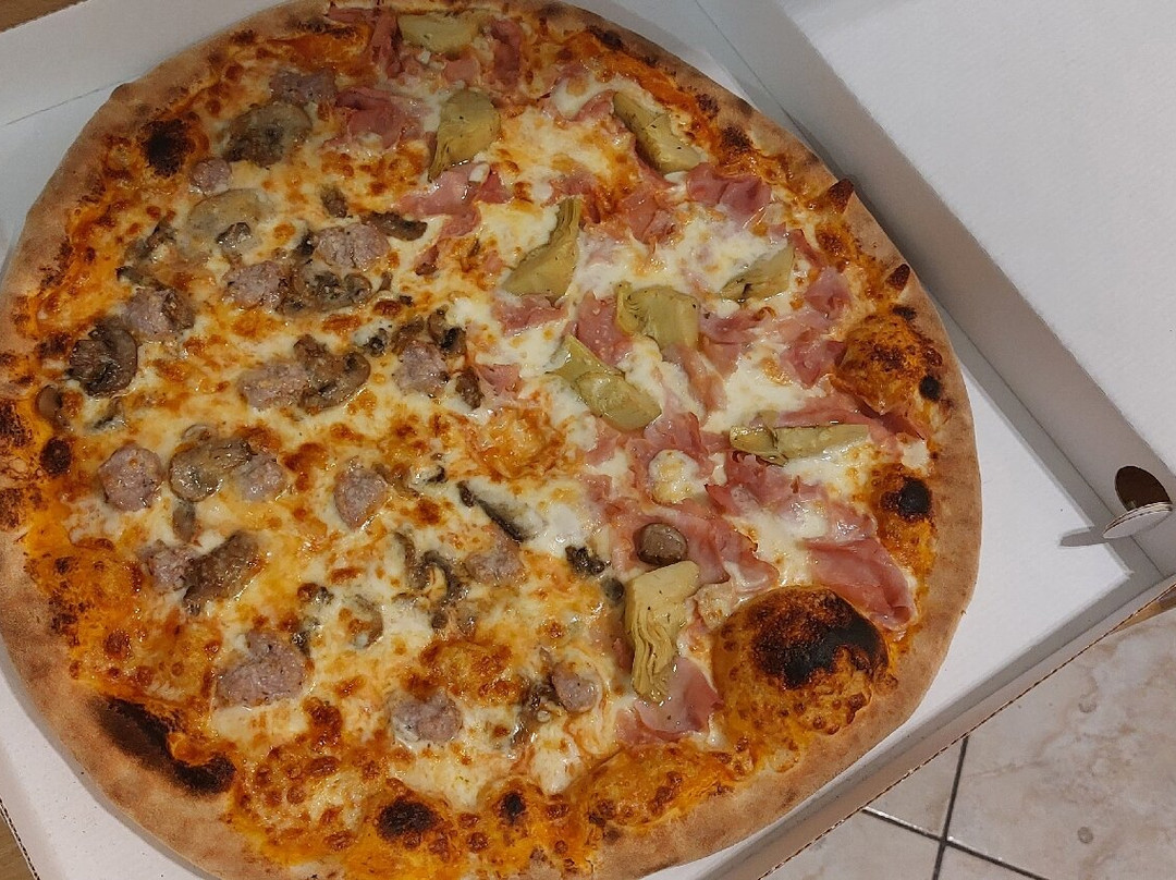 Pizzeria Tut Azzurro