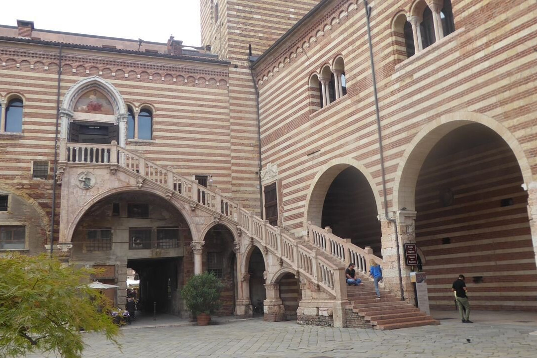 Cortile Mercato Vecchio e Scala della Ragione景点图片