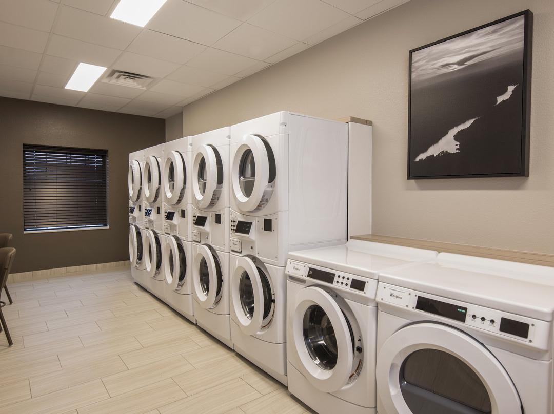 Staybridge Suites Wisconsin Dells - Lake Delton by IHG主图