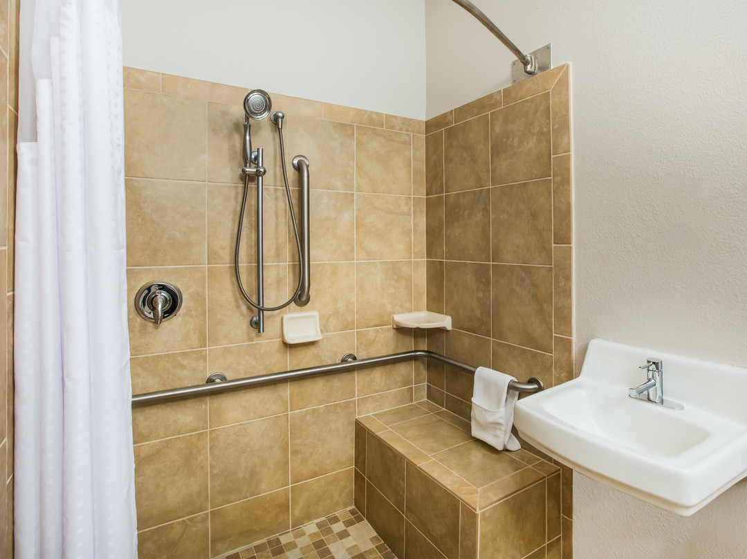 Holiday Inn Express & Suites Bellevue (Omaha Area) by IHG主图