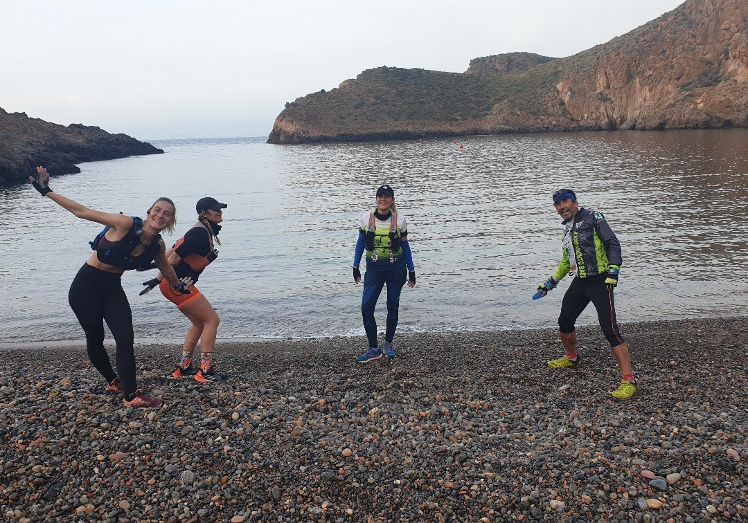 Cala Cerrada景点图片