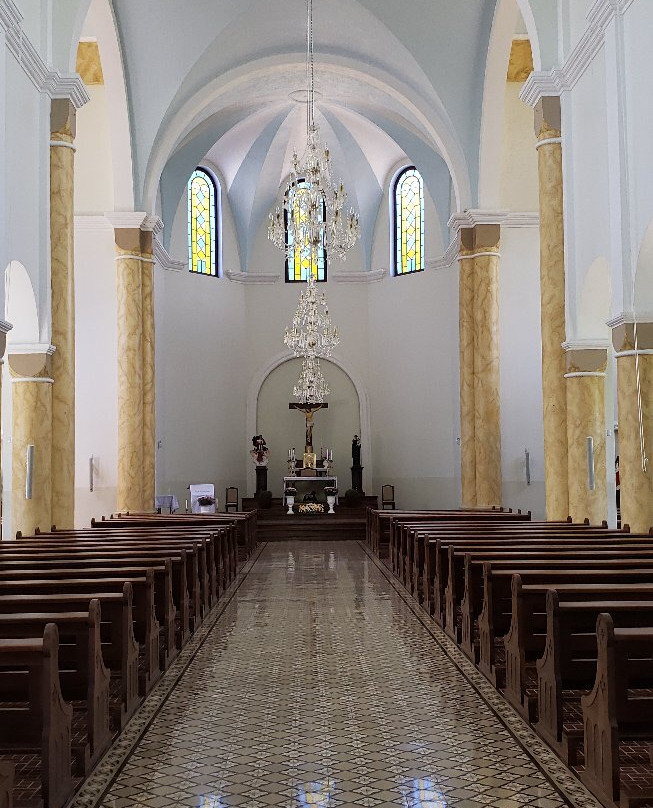 Igreja Matriz São Vicente De Paulo-Luiz Alves必去景点