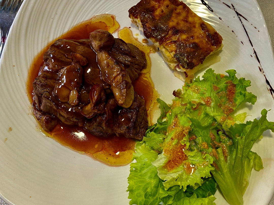 尼夫河源头酒店主图