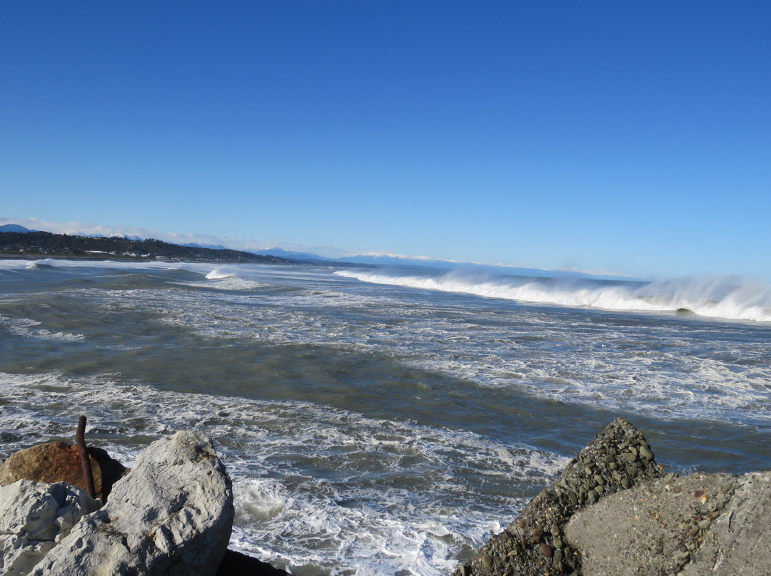 Greymouth Breakwater景点图片