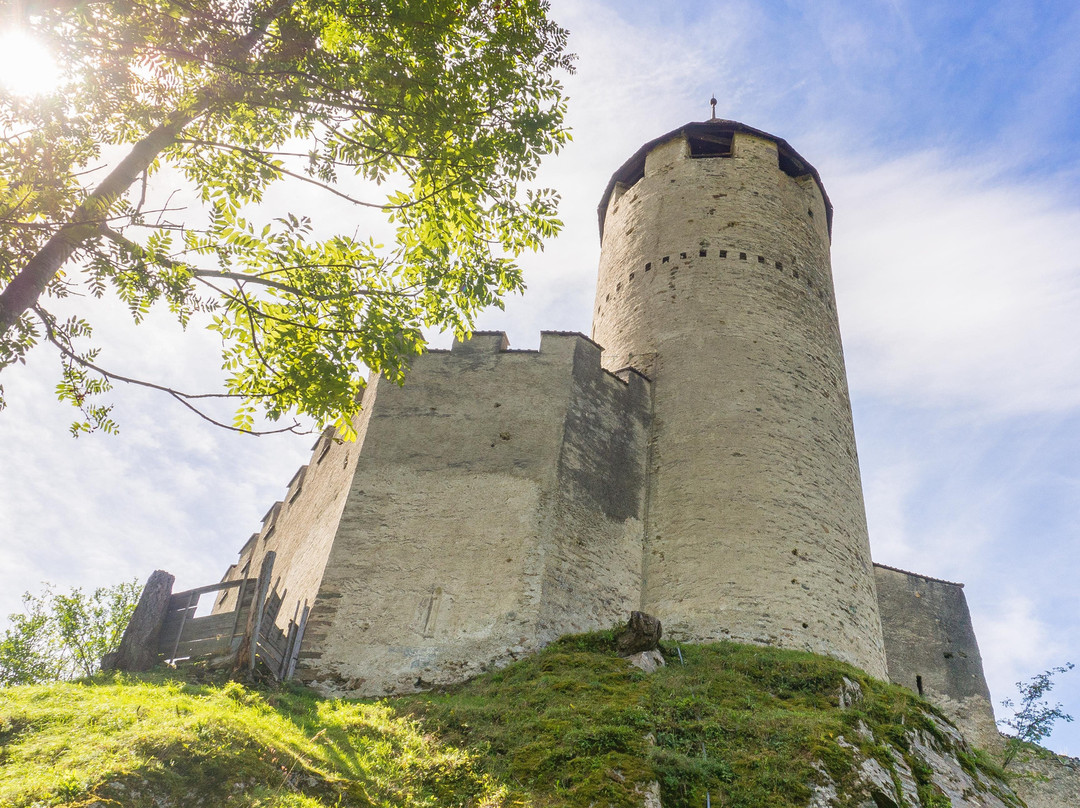 Castel Pietra景点图片