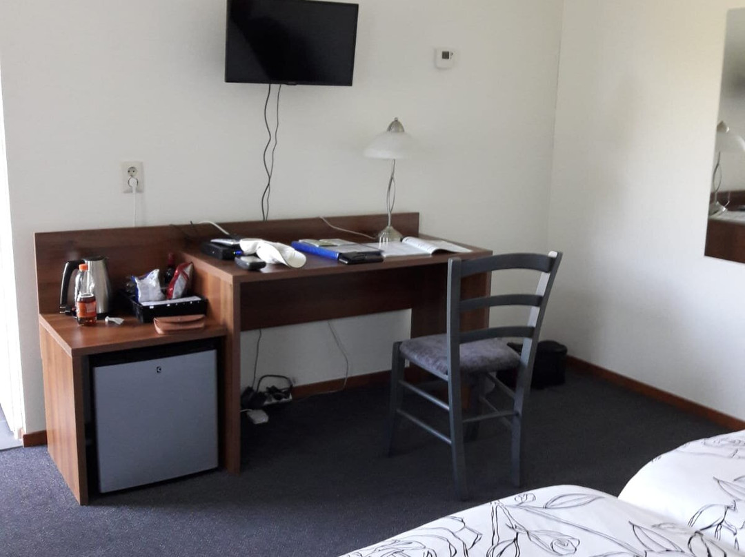 Horsetellerie Rheezerveen主图