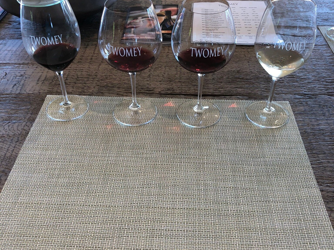 TWOMEY Willamette Valley-Dundee必去景点