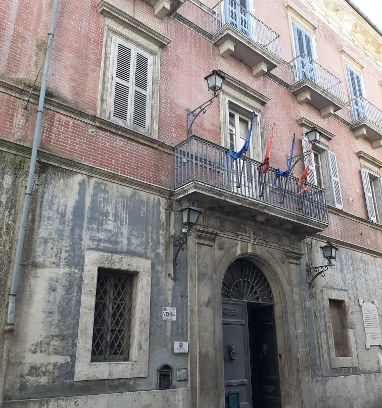 Palazzo Sipari-Alvito必去景点
