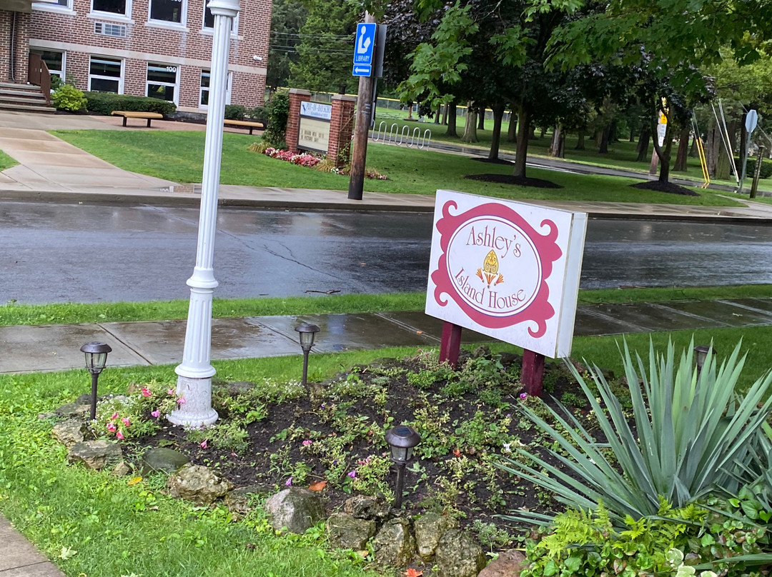Ashley's Island House主图